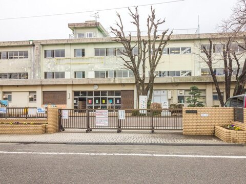 相模原市立光が丘小学校　距離約800m