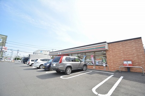 セブンイレブン　座間相模が丘南店まで約280m