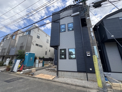 間もなく完成予定です！！モデルルームございます♪