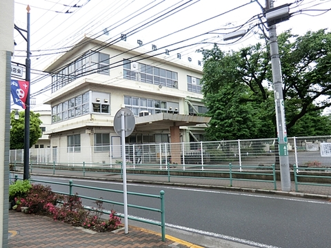 府中市立府中第七小学校　距離約700m