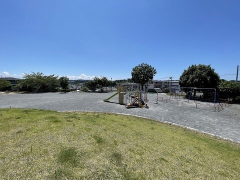 鍛冶ヶ谷北谷公園まで約600m