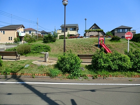 埴輪公園　距離約500m