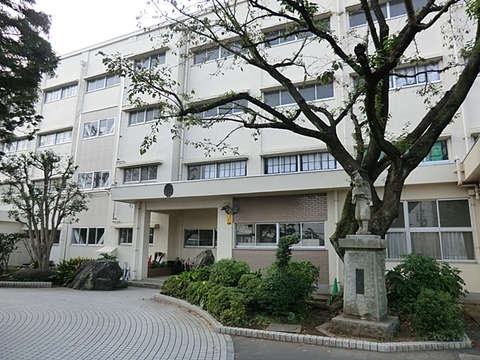 横浜市立中和田小学校まで約600m