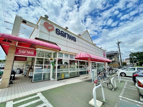 スーパー三和　木曽店　距離約400m