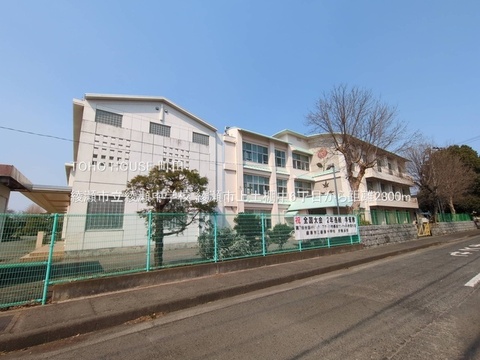 綾瀬市立綾瀬中学校 2800m