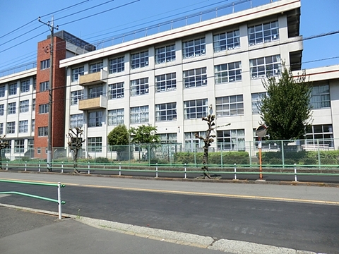 八王子市立高倉小学校まで約800m