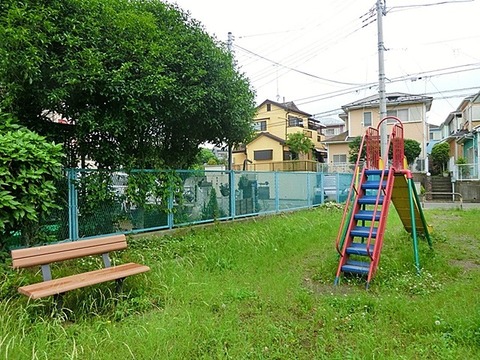 五味ヶ谷公園　距離約110m
