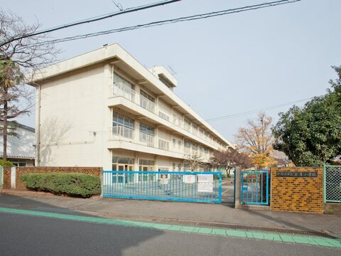 相模原市立上溝小学校　距離約950m