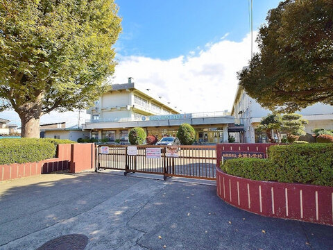 相模原市立大沼小学校　距離約90m