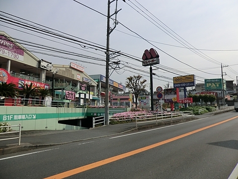 PAT　綾瀬店　距離約1500m