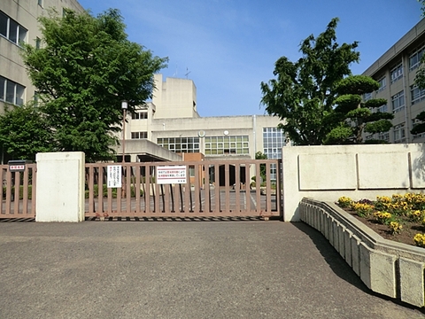 相模原市立内出中学校　距離約600m