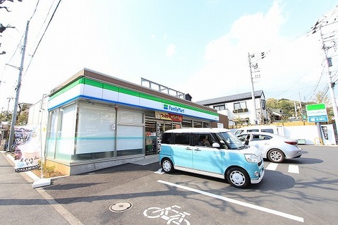 ファミリーマート　金程住宅店まで約1100m