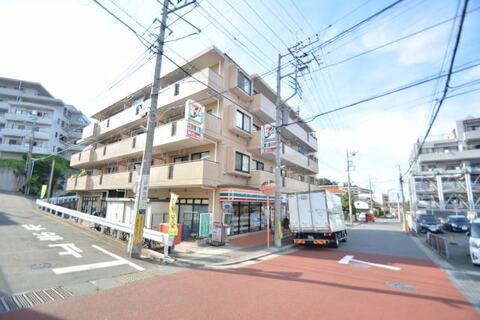 セブンイレブン　川崎蟹ヶ谷店　距離約400m