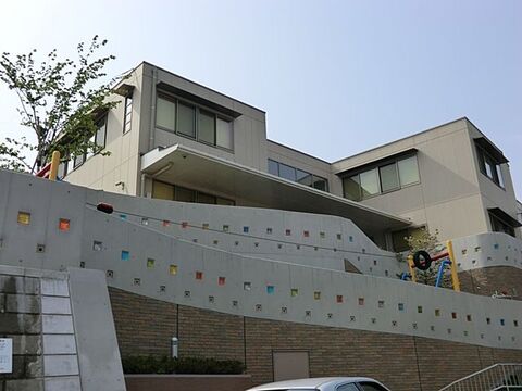 大場白ゆり幼稚園　距離約550m