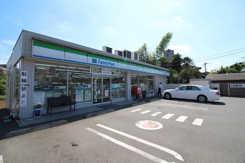 ファミリーマート　川崎東百合丘店まで約1400m