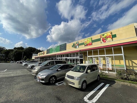 フードワン　ゆりのき台店　距離約900m