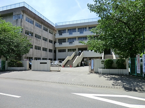 座間市立入谷小学校まで約1200m