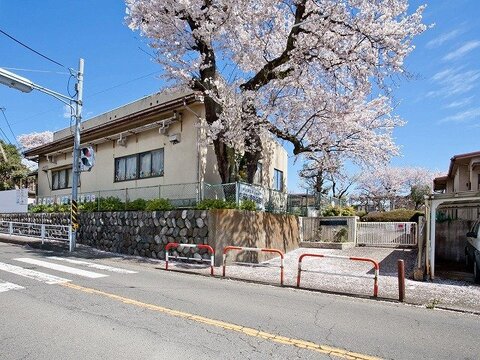 伊勢原市立高部屋愛育保育園　距離約1900m
