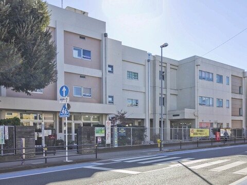 大和市立林間小学校　距離約350m