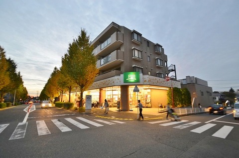 FUJI　五月台店　距離約550m