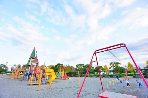海老名運動公園　距離約350m