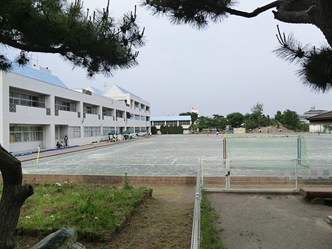 藤沢市立大道小学校　距離約500m
