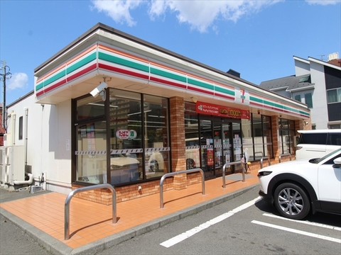 セブンイレブン　海老名あゆみ橋店まで約1600m