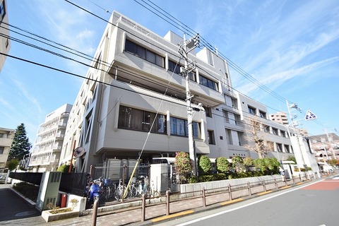 狛江市役所　距離約1400m