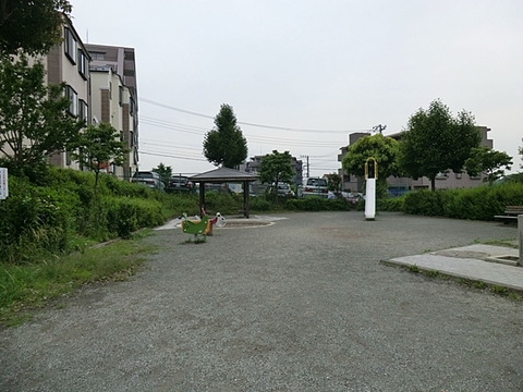 東本郷六丁目第三公園　距離約550m