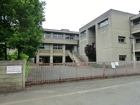 相模原市立広田小学校　距離約650m