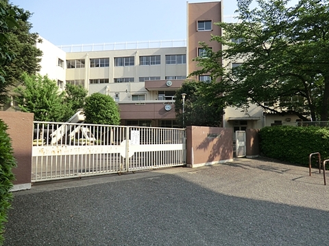 府中市立南白糸台小学校　距離約1200m