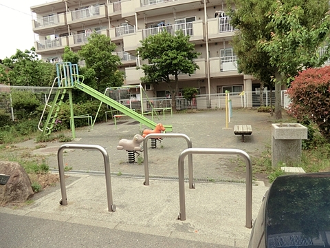 坪ノ内公園　距離約1100m