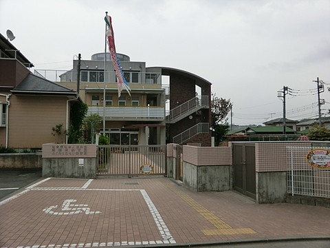 南秦野保育園・ふくろうのもり保育園　距離約1000m
