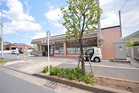 セブンイレブン　町田成瀬台3丁目店　距離約400m