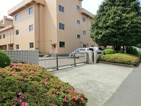 相模原市立くぬぎ台小学校まで約750m