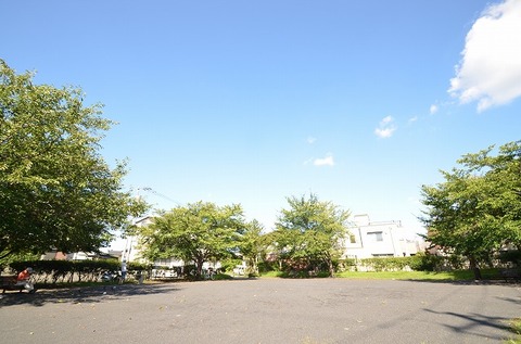 ろくせぶ公園　距離約400m