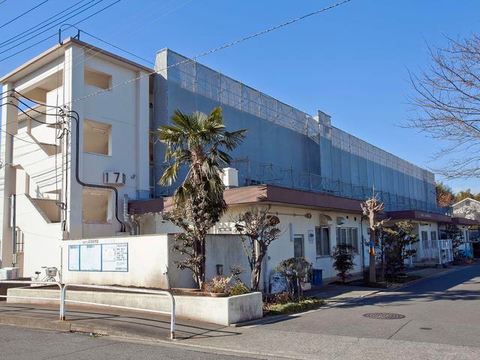 稲城市立第四保育園　距離約240m