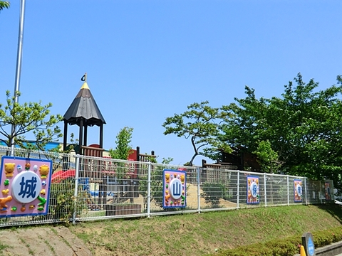 城山保育園　距離約500m