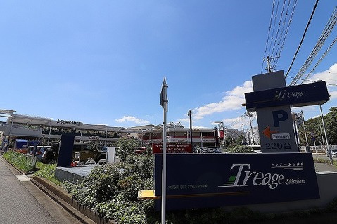 トレアージュ白旗　距離約1400m