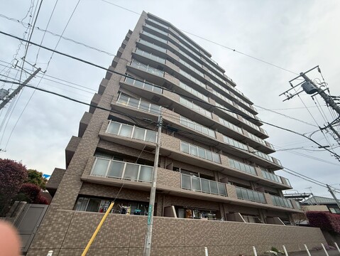 内覧可能です。お気軽にお問い合わせください。