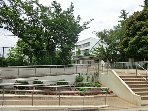 多摩市立東落合小学校まで約1000m