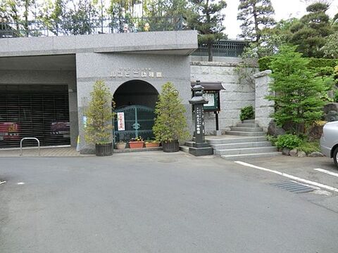 ルンビニ幼稚園　距離約450m