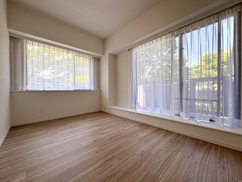広々としたお部屋は、インテリアを考える楽しみもありますね
