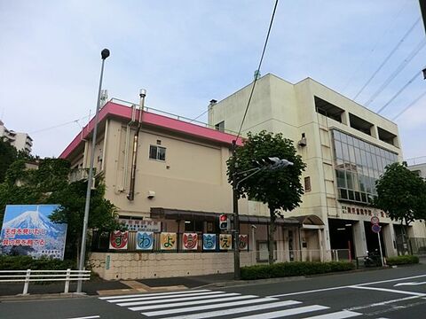 学校法人東京音楽学院諏訪幼稚園　距離約700m