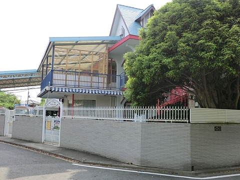 あざみ野白ゆり幼稚園まで約800m
