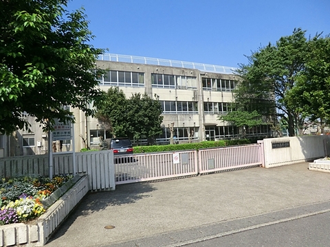 川崎市立南原小学校　距離約380m