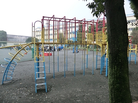横浜市立大口台小学校まで約1200m