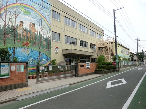 世田谷区立千歳台小学校　距離約250m
