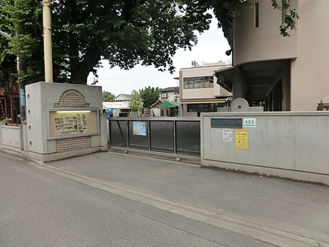 うのもり幼稚園　距離約450m