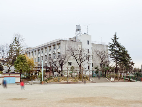 川崎市立犬蔵小学校まで約1200m